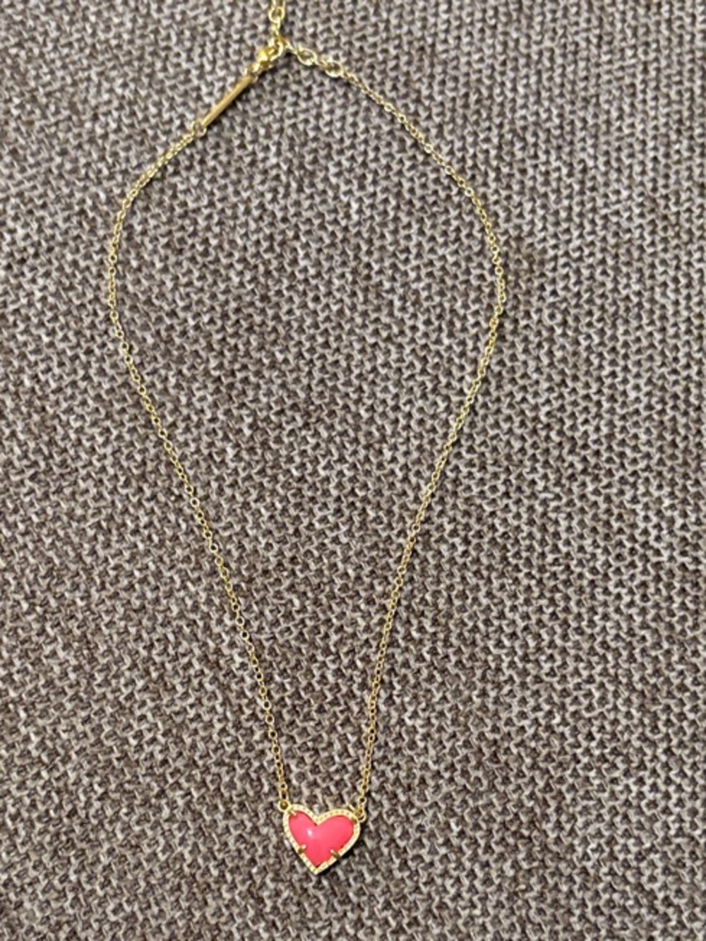 Kendra Scott Gold Chain Necklace with Pink Heart Pendant - Women Jewelry